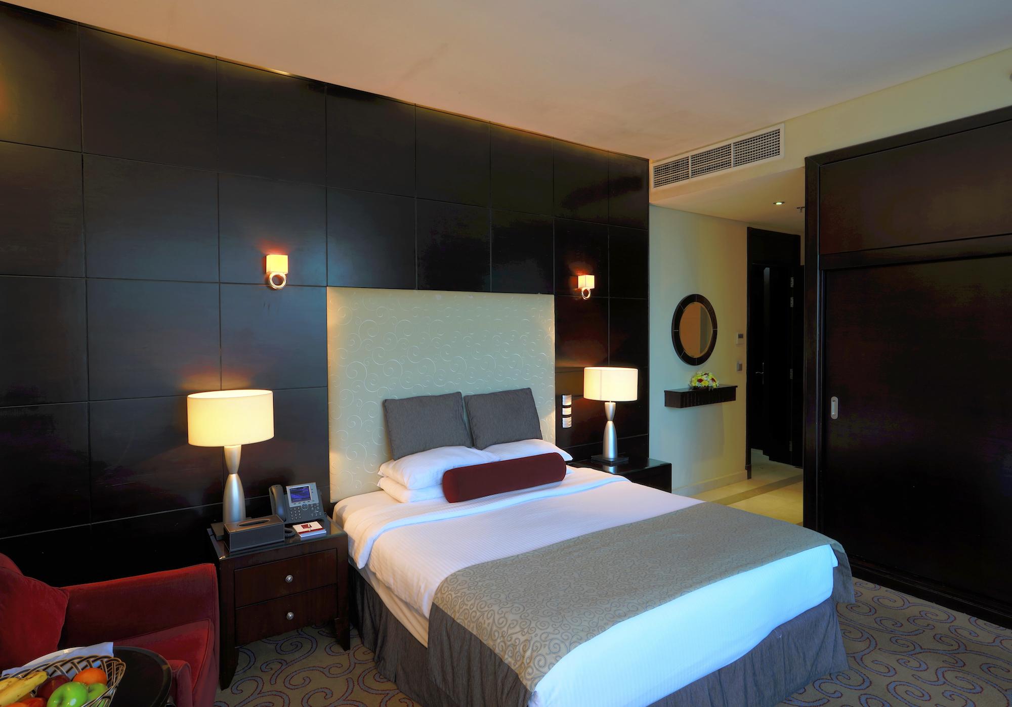 Century Hotel Doha Eksteriør bilde