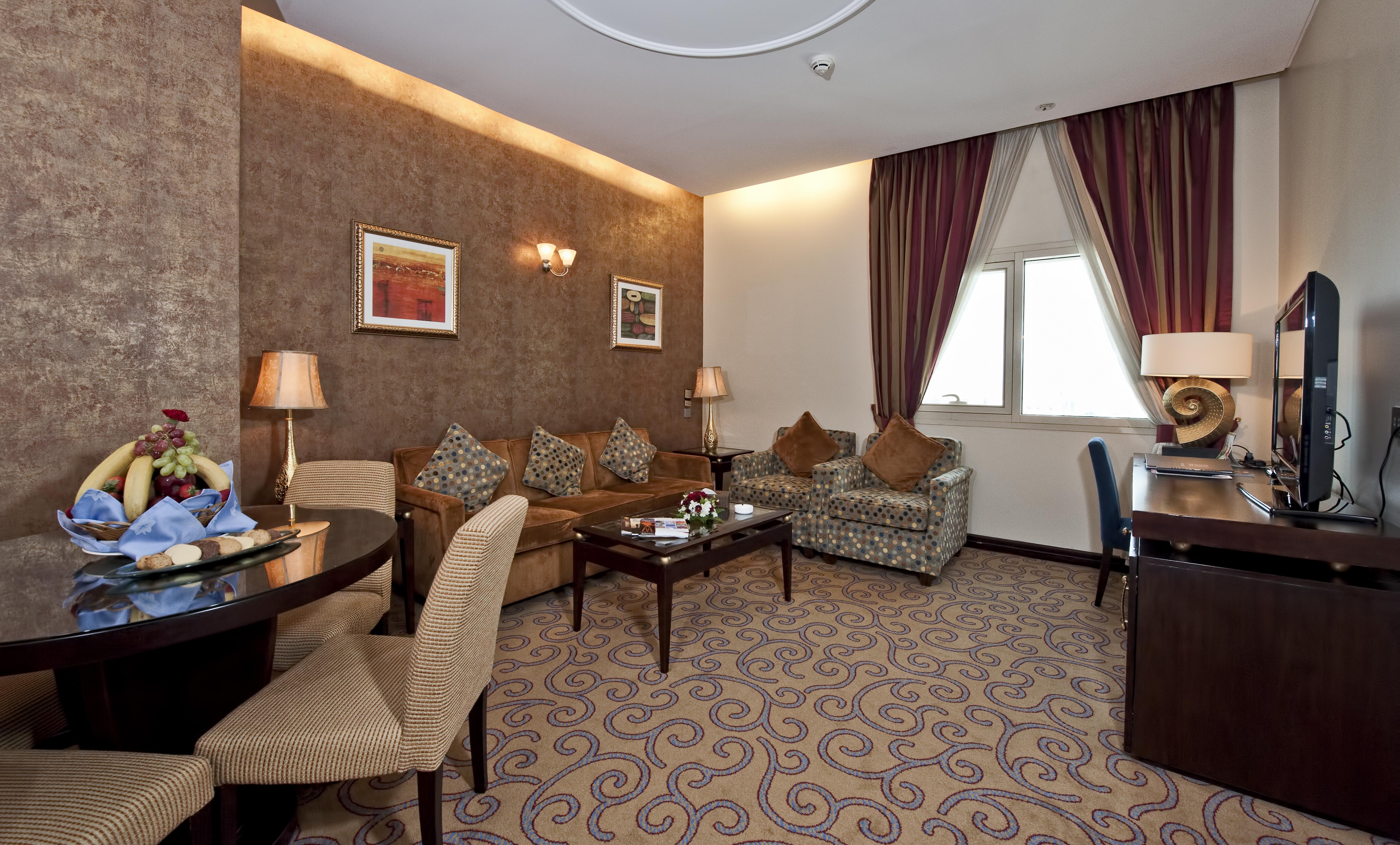 Century Hotel Doha Eksteriør bilde